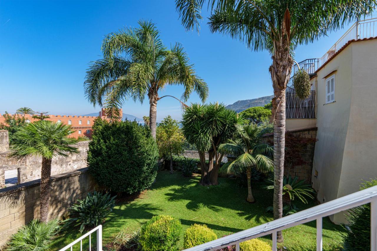 Mary'S Guest House Vico Equense Exterior foto